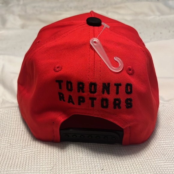Toronto Raptors Hat - YOUTH - Picture 2 of 4